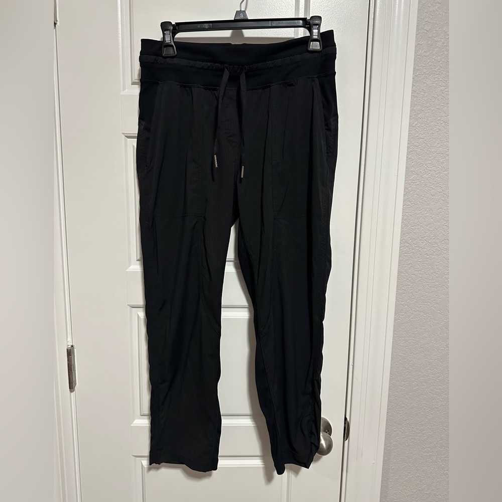 Lululemon Studio Jogger size 6